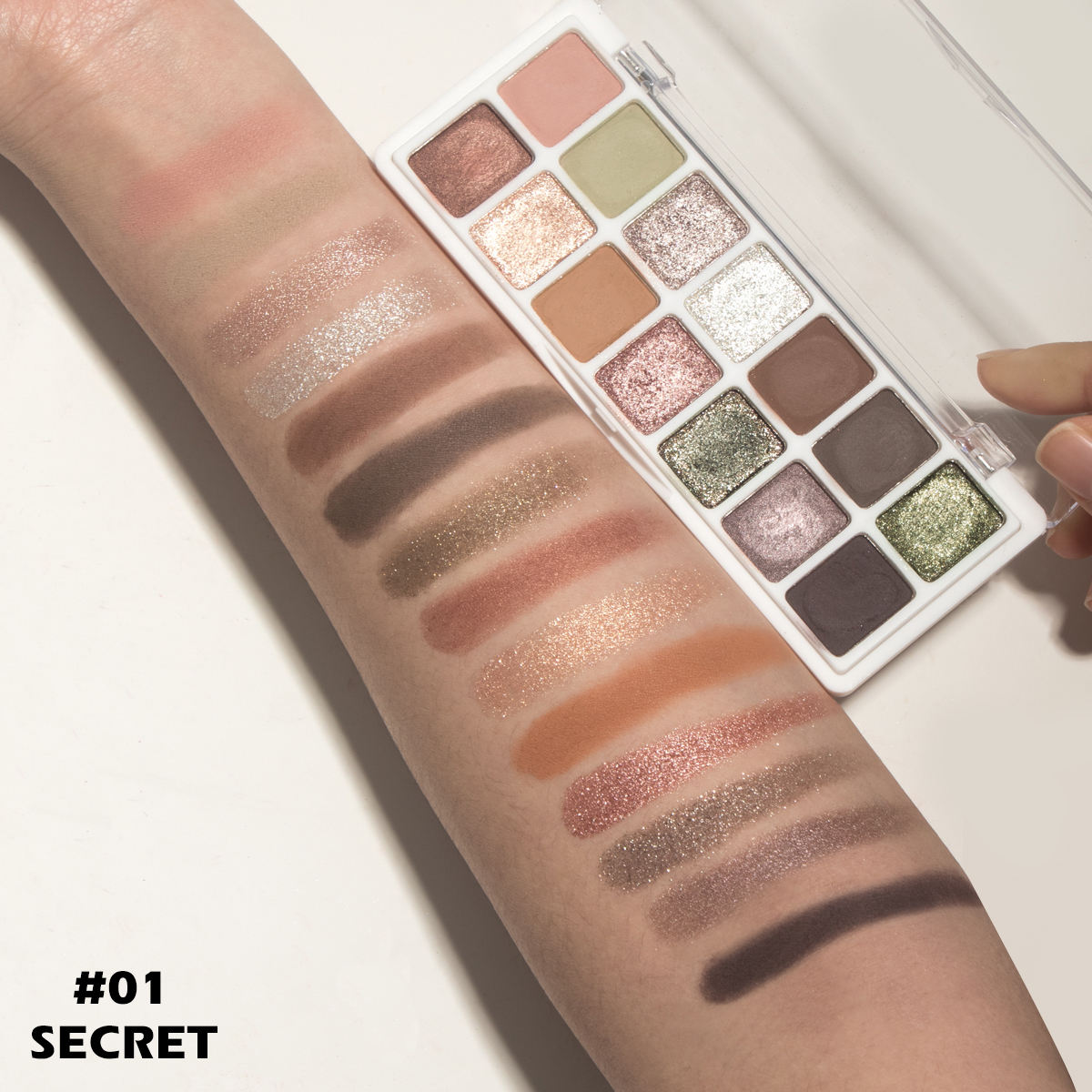 图片[8]-14 Colors Luxurious Eyeshadow Palette with Matte Pearlescent Metallic Finishes High Rich Pigmented Eye Makeup